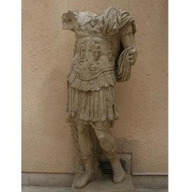 Statua con corazza (lorica) di personaggio della famiglia imperiale, forse Gaio Cesare, nipote di Augusto